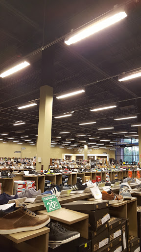 Shoe Store «DSW Designer Shoe Warehouse», reviews and photos, 4401 Lyons Rd, Coconut Creek, FL 33073, USA