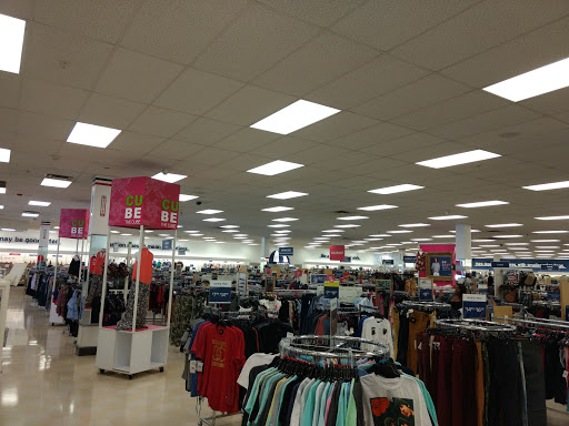 Department Store «Marshalls», reviews and photos, 3485 Steelyard Dr, Cleveland, OH 44109, USA
