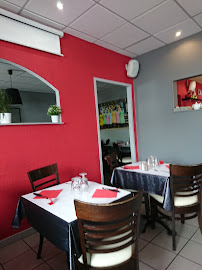 Atmosphère du Le Capri Restaurant Pizzeria à Saint-Genis-Laval - n°9