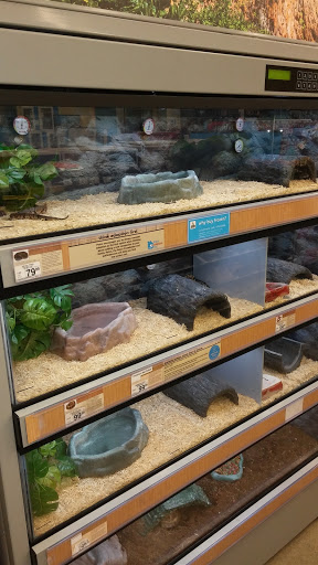Pet Supply Store «Petco Animal Supplies», reviews and photos, 1419 Towne Square Blvd NW, Roanoke, VA 24019, USA