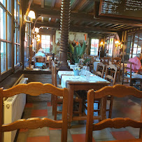 Atmosphère du Restaurant français Restaurant Le Pot d'Étain à Manerbe - n°15