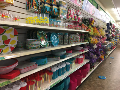 Dollar Store «Dollar Tree», reviews and photos, 8111 Steilacoom Blvd SW, Lakewood, WA 98498, USA