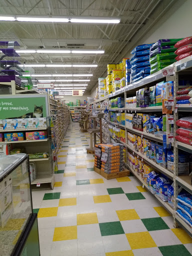 Pet Supply Store «Pet Supplies Plus», reviews and photos, 5161 Gull Rd, Kalamazoo, MI 49048, USA