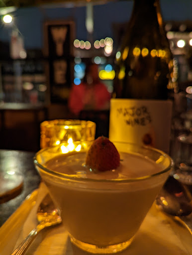 Wine Bar «Venice Beach Wines», reviews and photos, 529 Rose Ave, Venice, CA 90291, USA