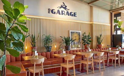 Restaurant De Garage - Parklaan 27g, 5211 JL ,s-Hertogenbosch, Netherlands