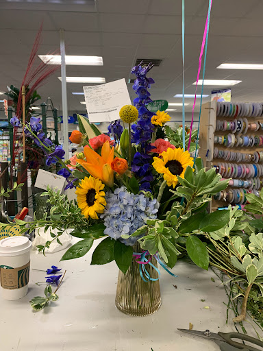 Florist «Stockbridge Florist & Gifts», reviews and photos, 118 N Berry St, Stockbridge, GA 30281, USA