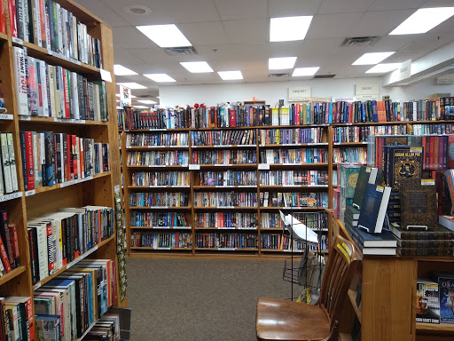 Book Store «Half Price Books», reviews and photos