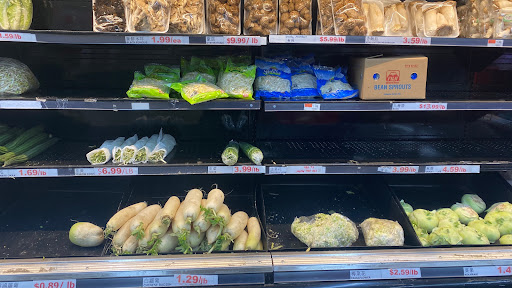 Asian Grocery Store «Park To Shop Supermarket», reviews and photos, 8641 N Telegraph Rd, Dearborn Heights, MI 48127, USA