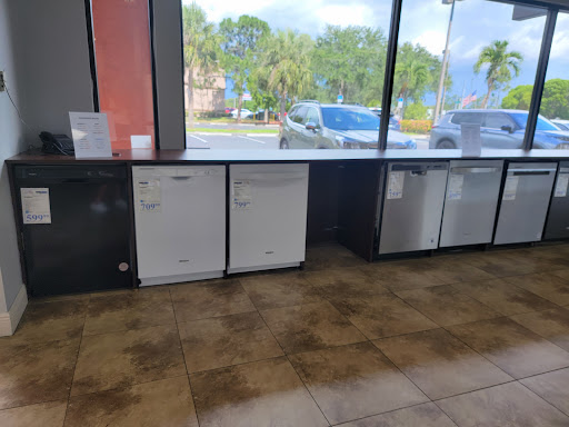 Appliance Store «Good Deals Appliances», reviews and photos, 14680 S Tamiami Trail, Fort Myers, FL 33912, USA