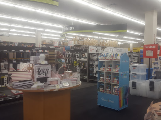 Office Supply Store «Staples», reviews and photos, 165 Middlesex Ave, Somerville, MA 02145, USA