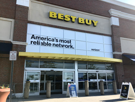 Best Buy, 2130 NJ-35, Holmdel, NJ 07733, USA, 