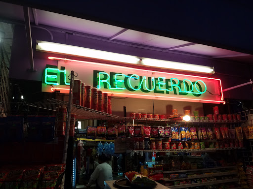 Shopping Mall «Los Amigos Mall», reviews and photos, 307 E Jefferson Blvd, Los Angeles, CA 90011, USA