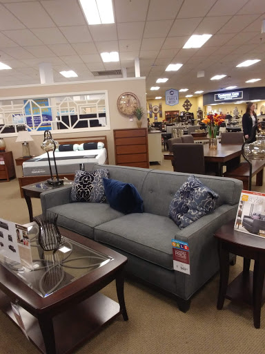 Furniture Store «Raymour & Flanigan Furniture and Mattress Store», reviews and photos, 985 Bethlehem Pike, Montgomeryville, PA 18936, USA