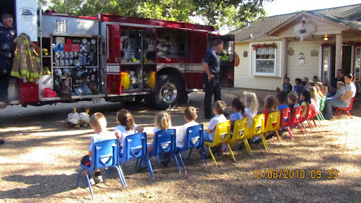 Day Care Center «Gingerbread House Day Care Center», reviews and photos, 2417 4th St, Rosenberg, TX 77471, USA