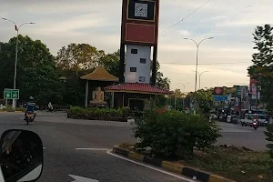Dambulla Clock Tower දඹුල්ල ඔරලෝසු කණුව image