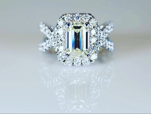 Jeweler «Les Olson Jewelers», reviews and photos, 35130 US Hwy 19 N, Palm Harbor, FL 34684, USA