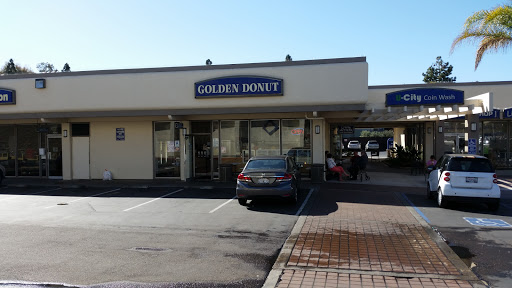 Golden Donuts, 4041 Governor Dr, San Diego, CA 92122, USA, 
