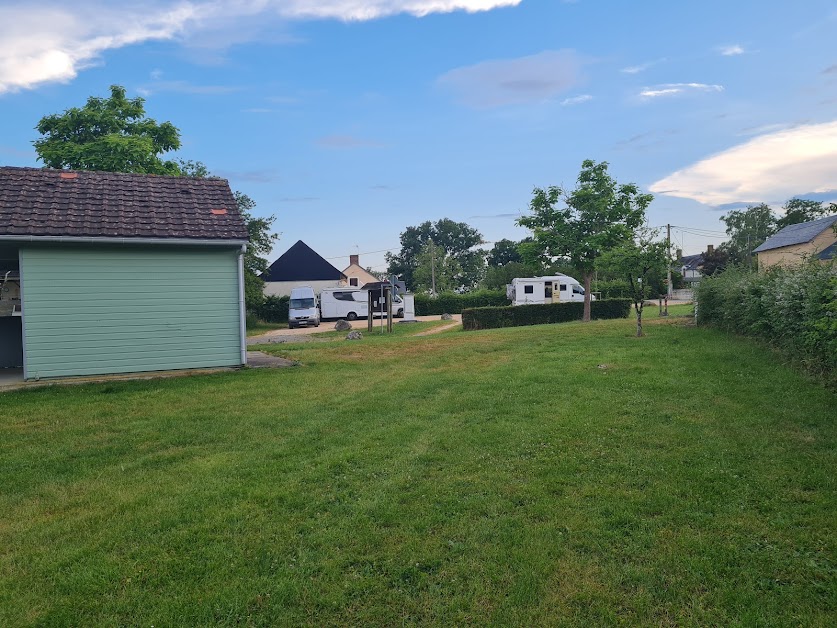 aire de services et stationnement camping cars à Neuillay-les-Bois (Indre 36)
