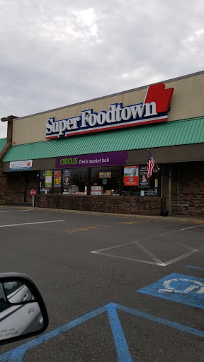 Grocery Store «Super Foodtown of Port Monmouth», reviews and photos, 426 NJ-36, Port Monmouth, NJ 07758, USA