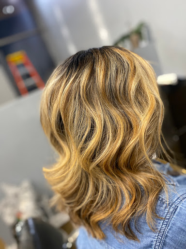 Beauty Salon «The Strand Salon and Spa», reviews and photos, 946 North Loop 1604 W #140, San Antonio, TX 78251, USA