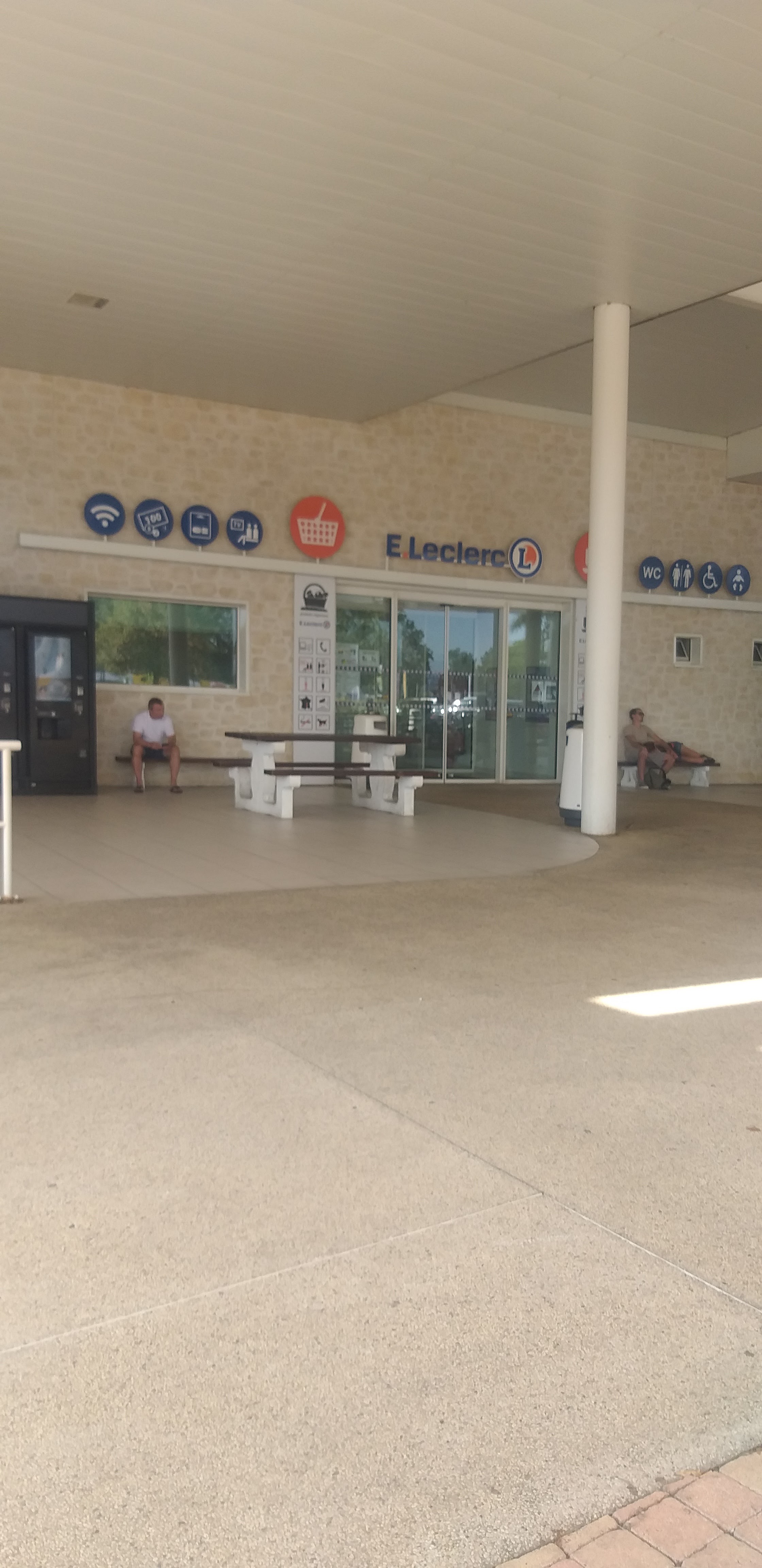 Photo n° 4 de l'avis de Serj. fait le 15/08/2022 à 18:56