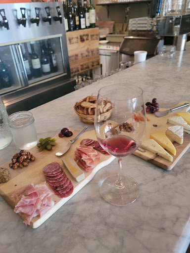 Wine Store «Barsha Wines And Spirits», reviews and photos, 917 N Sepulveda Blvd, Manhattan Beach, CA 90266, USA