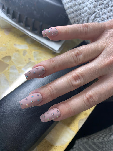 Nail Salon «Top Coat Nail Salon & Spa», reviews and photos, 1631 E Monte Vista Ave #105, Vacaville, CA 95688, USA