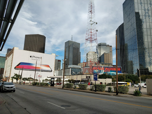 Liquor Store «1001 Wine & Spirits», reviews and photos, 1001 Ross Ave Suite 100, Dallas, TX 75202, USA