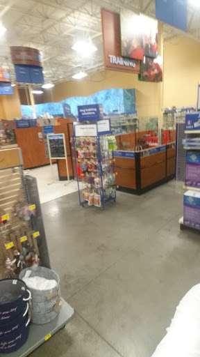 Pet Supply Store «PetSmart», reviews and photos, 2929 James Sanders Blvd f, Paducah, KY 42001, USA