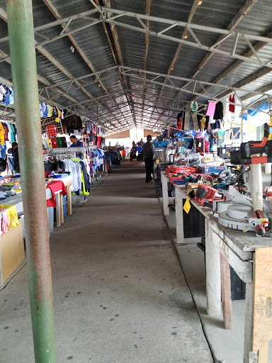 Flea Market «Parkland Flea Market & Restaurant», reviews and photos, 4994 Murfreesboro Rd, Lebanon, TN 37090, USA