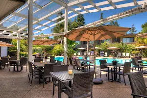 Dinah's Poolside Restaurant image