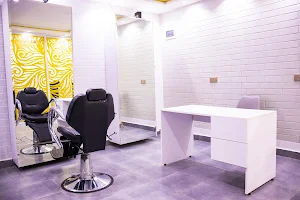 Fyty Barber and Spa image