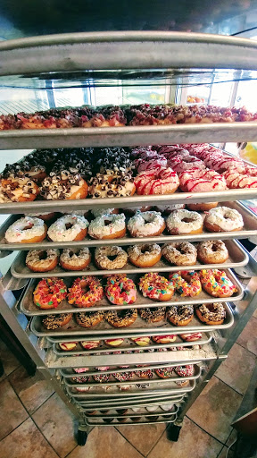 Donut Shop «Peace, Love and Little Donuts of Bethel Park», reviews and photos, 100 Broughton Rd, Bethel Park, PA 15102, USA