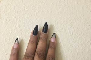 Famous nails