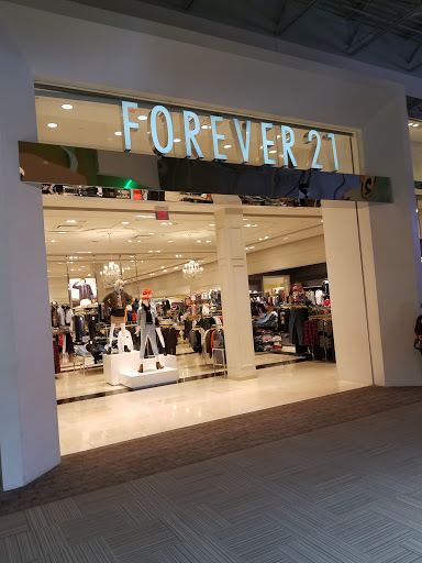 Clothing Store «Forever 21», reviews and photos, 5000 S Arizona Mills Cir #590, Tempe, AZ 85282, USA