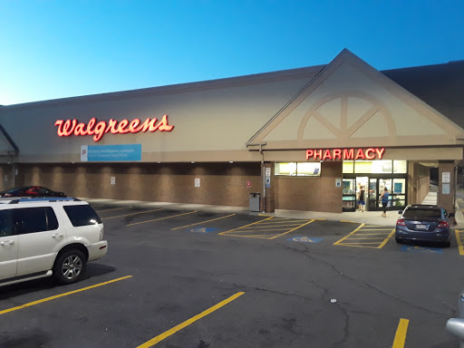 Walgreens, 1010 Broadway, Chelsea, MA 02150, USA, 