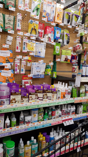 Pet Supply Store «Pet Supplies Plus», reviews and photos, 9500 Dorchester Rd #350, Summerville, SC 29485, USA