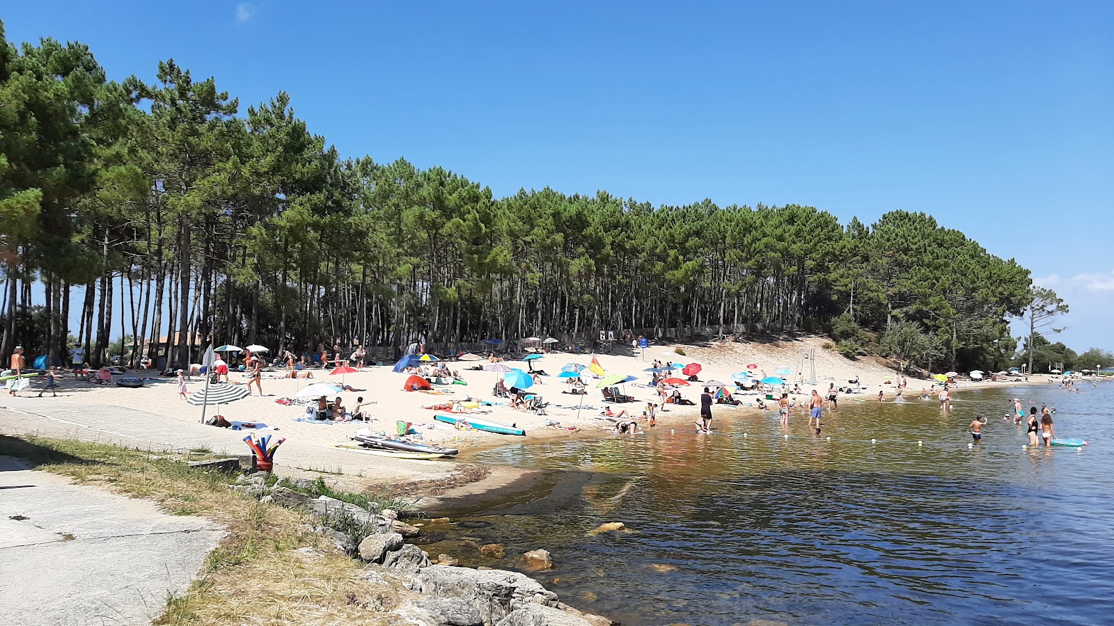 Foto av Plage de Piqueyrot med en rymlig kustlinje