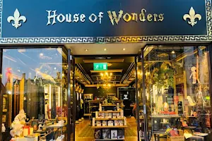 House of Wonders image