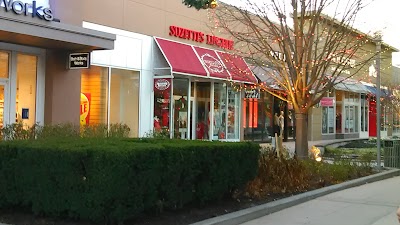 Photos of Cross County Shopping