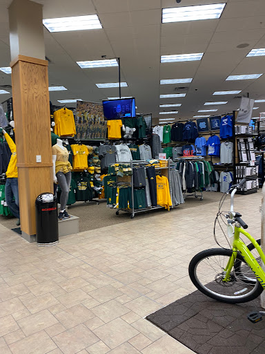 Sporting Goods Store «SCHEELS», reviews and photos, 2800 S Columbia Rd, Grand Forks, ND 58201, USA