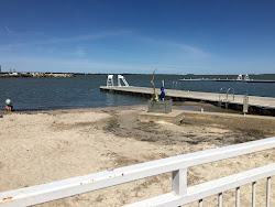 Lakeside Beach'in fotoğrafı imkanlar alanı