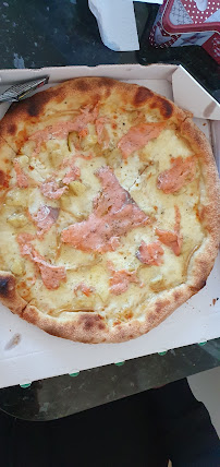 Plats et boissons du Pizzeria Bianca Pizza à Saint-Julien-en-Genevois - n°9