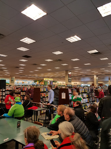 Book Store «Barnes & Noble», reviews and photos, 19401 Alderwood Mall Pkwy, Lynnwood, WA 98036, USA