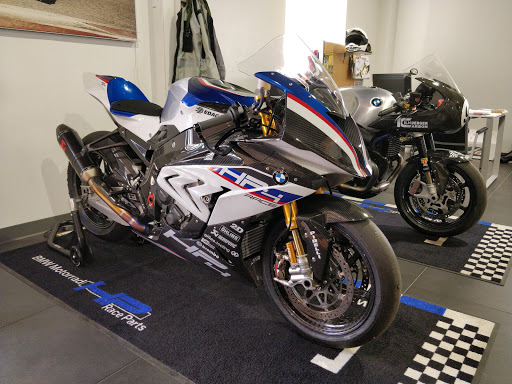 BMW Motorcycle Dealer «BMW Motorcycles of Austin», reviews and photos, 11405 N Interstate Hwy 35, Austin, TX 78753, USA