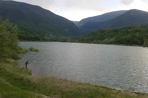 Lago di Fontanaluccia image