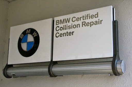 Auto Body Shop «Jake Sweeney Body Shop», reviews and photos, 169 Northland Blvd, Cincinnati, OH 45246, USA