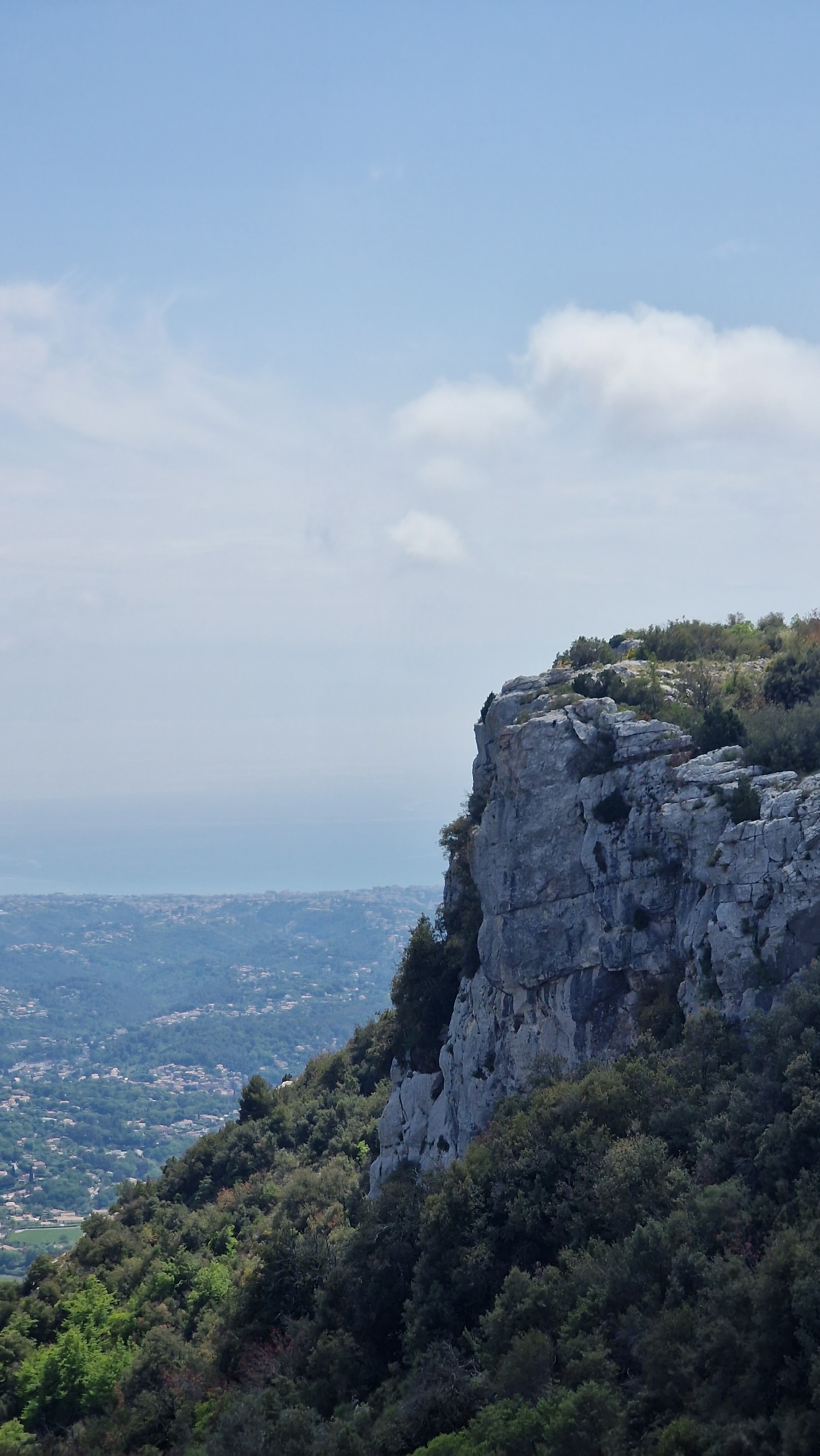 Photo n° 4 de l'avis de Sergejs.o fait le 10/05/2023 à 13:44