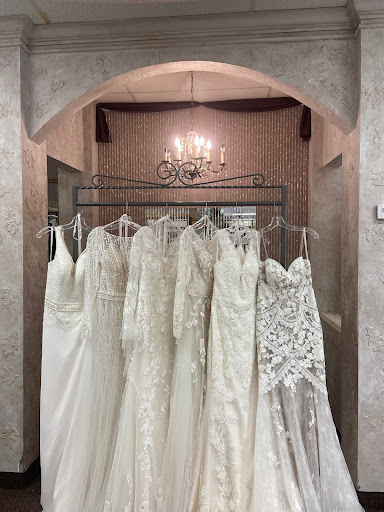 Bridal Shop «Bridal Aisle Off the Rack Boutique & Consignment», reviews and photos, 308 5th Ave SE, Osseo, MN 55369, USA