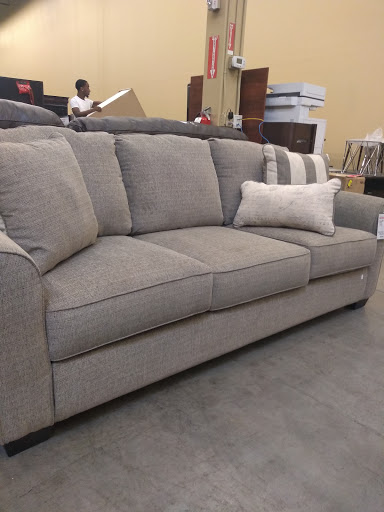 Furniture Store «Ashley Furniture HomeStore», reviews and photos, 14810 North Freeway #100, Houston, TX 77090, USA